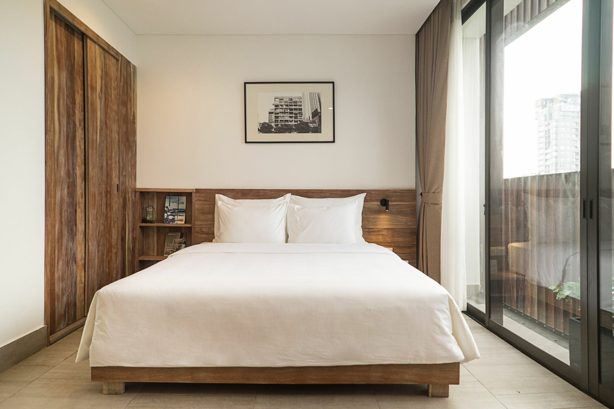 ทริปเปิล อี โฮเต็ล แอนด์ คุยซีน Hotel โฮจิมินห์ซิตี้ ภายนอก รูปภาพ